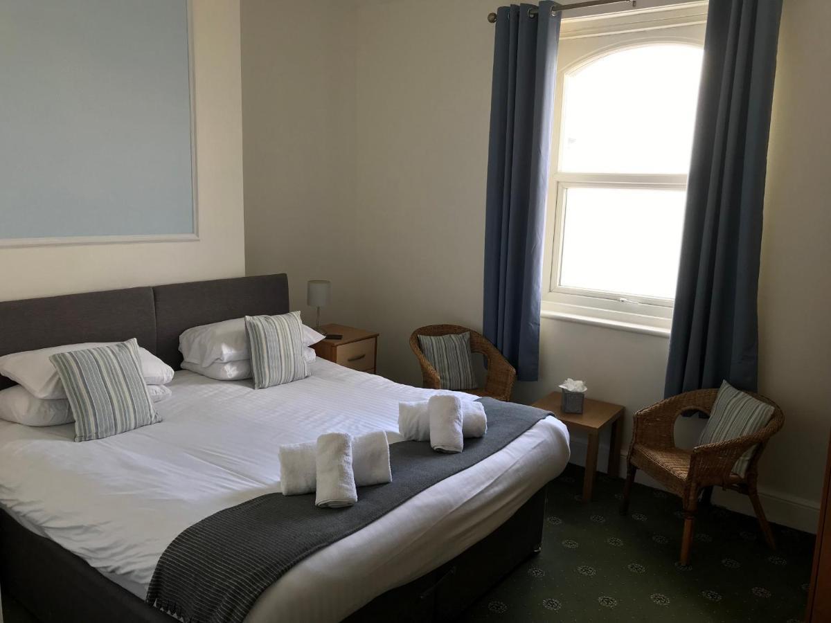 The Oasis Hotel Llandudno Buitenkant foto